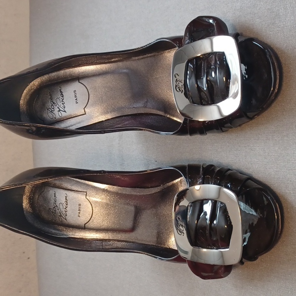 Roger Vivier Pumps